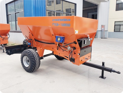 山东果园有机肥撒肥车